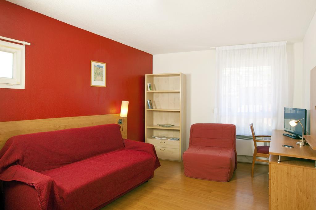 Sejours & Affaires Saint Etienne Jules Ferry Aparthotel Bagian luar foto