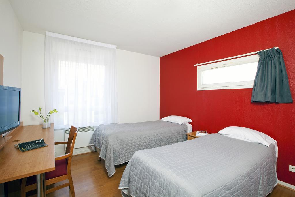 Sejours & Affaires Saint Etienne Jules Ferry Aparthotel Bagian luar foto