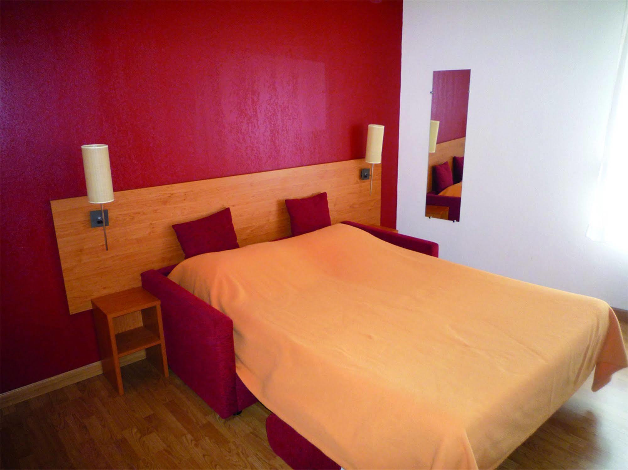 Sejours & Affaires Saint Etienne Jules Ferry Aparthotel Bagian luar foto